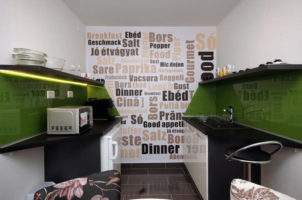 Regina Delux Apartman ギュラ エクステリア 写真