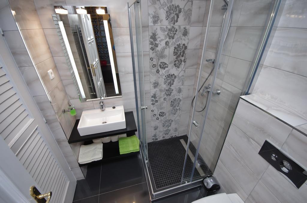 Regina Delux Apartman ギュラ エクステリア 写真