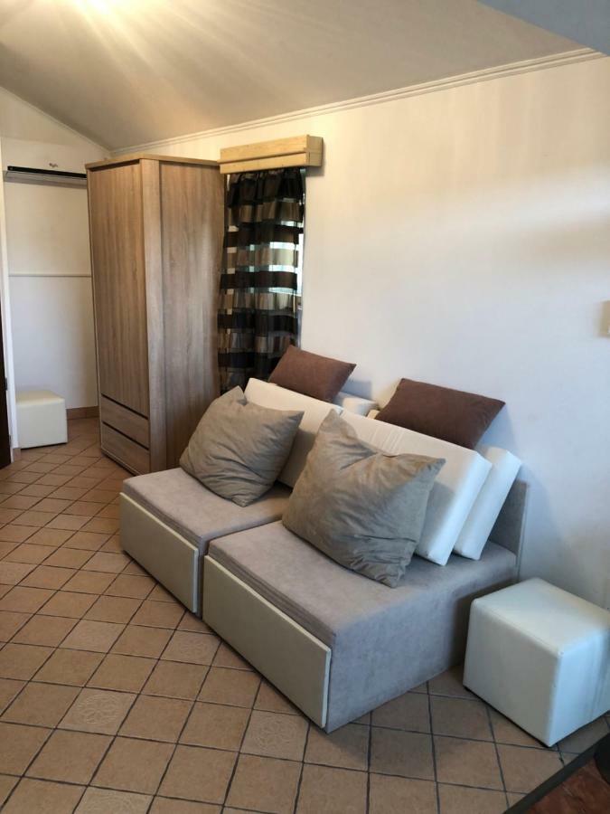 Regina Delux Apartman ギュラ エクステリア 写真